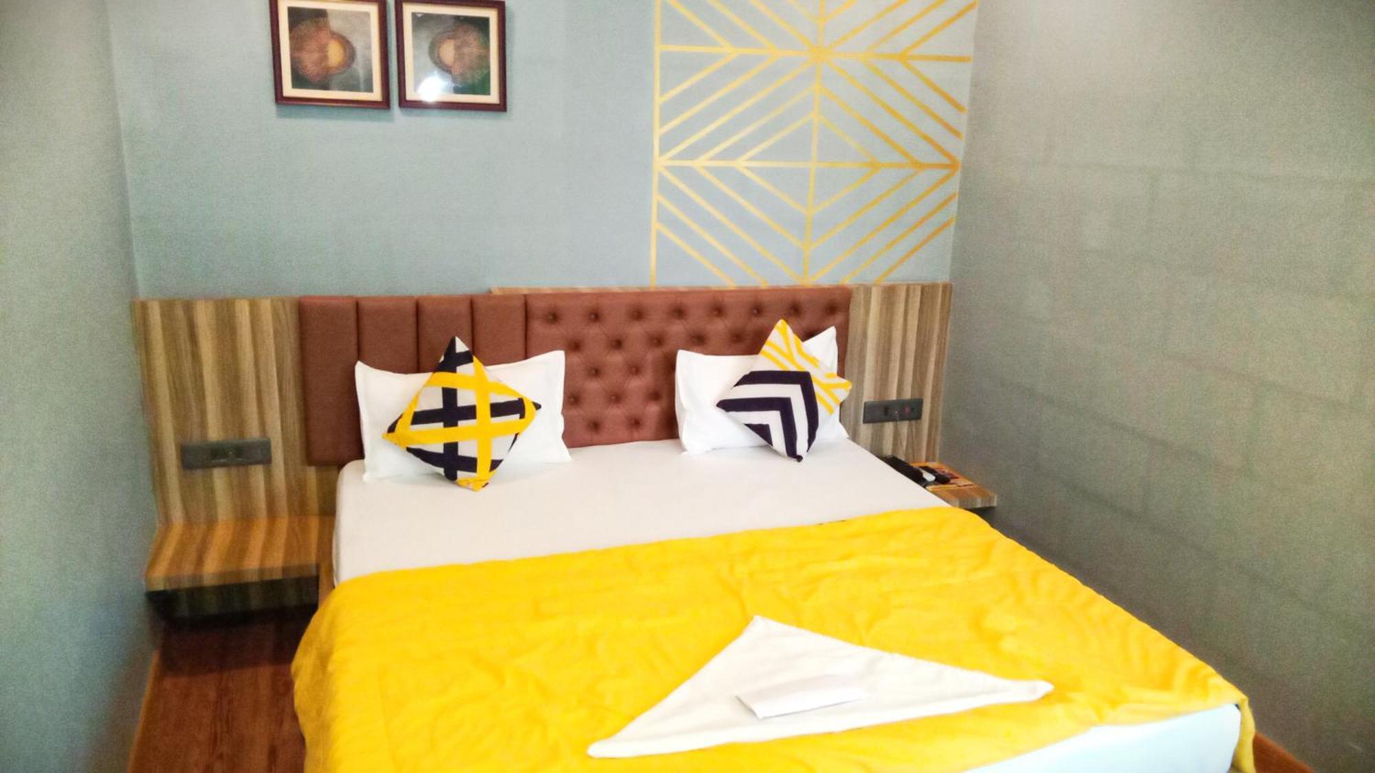 The Promise Hotel And Resort Tajpur Room photo